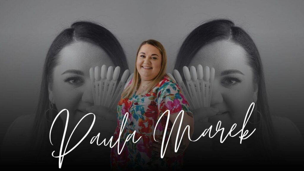 Baner przedstawia instruktorkę oraz stylistkę paznokci Paule Marek Nails